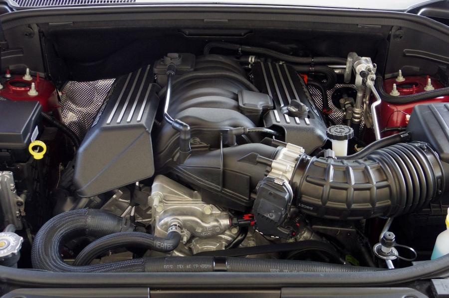  Jeep Grand Cherokee SRT8 2014 года  (фото 66 из 73)